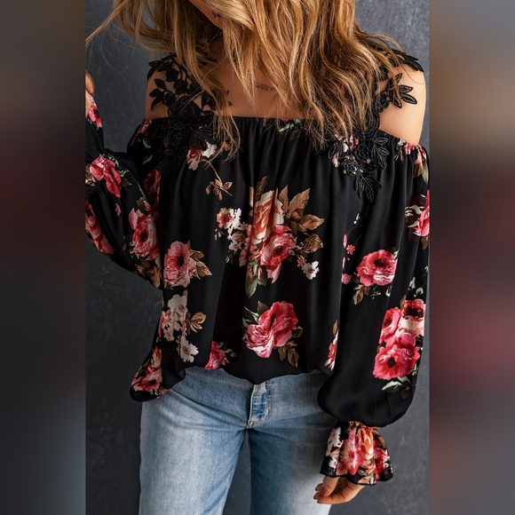 Women's Black Floral Lace Cold-Shoulder Flounce Sleeve Blouse - Picture 5 of 5
